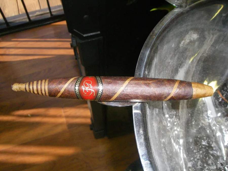 La Flor Dominicana Mysterioso Collector's 2013
