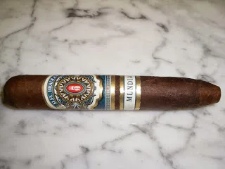 Alec Bradley Mundial