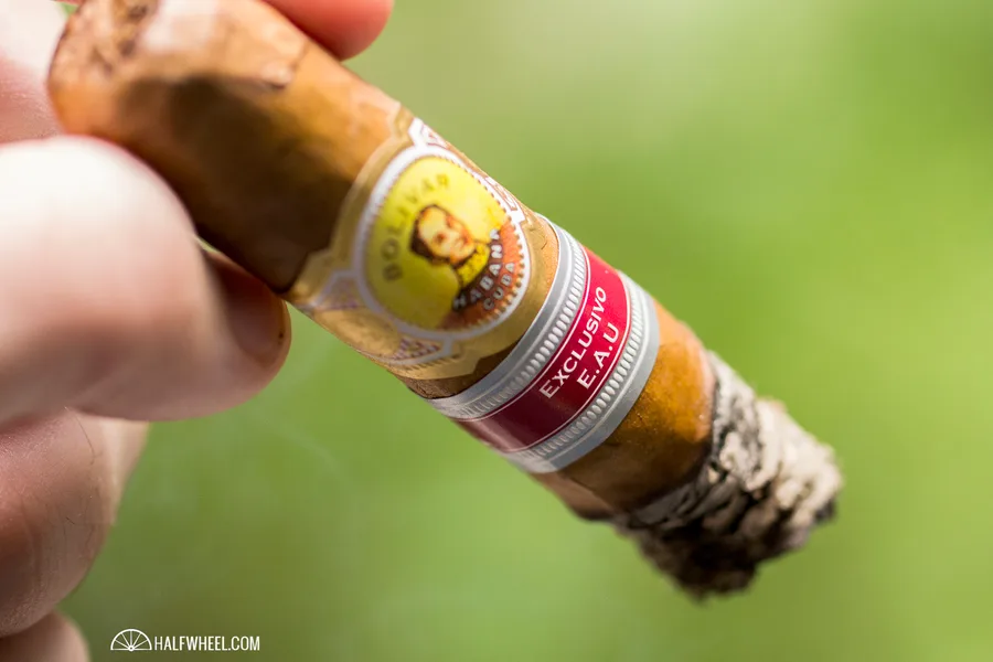 Bolivar Emarati Edición Regional Emiratos Arabes Unidos (2015)