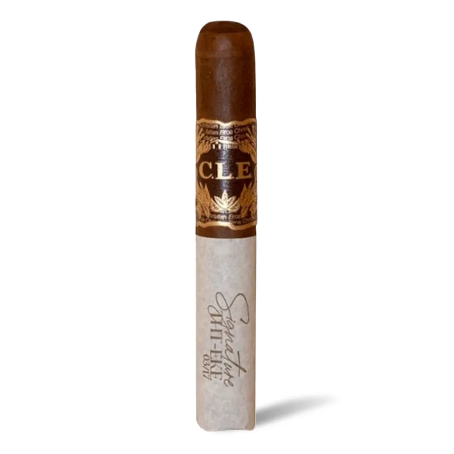 CLE Signature Toro