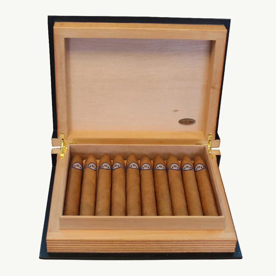 Montecristo Gran Piramides Habanos Collection 2017