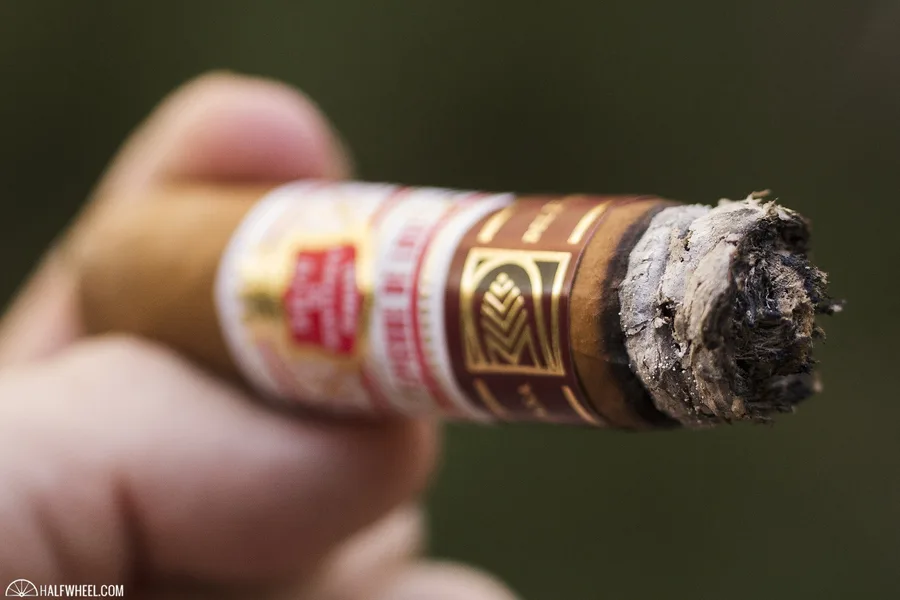 Hoyo de Monterrey Epicure de Luxe