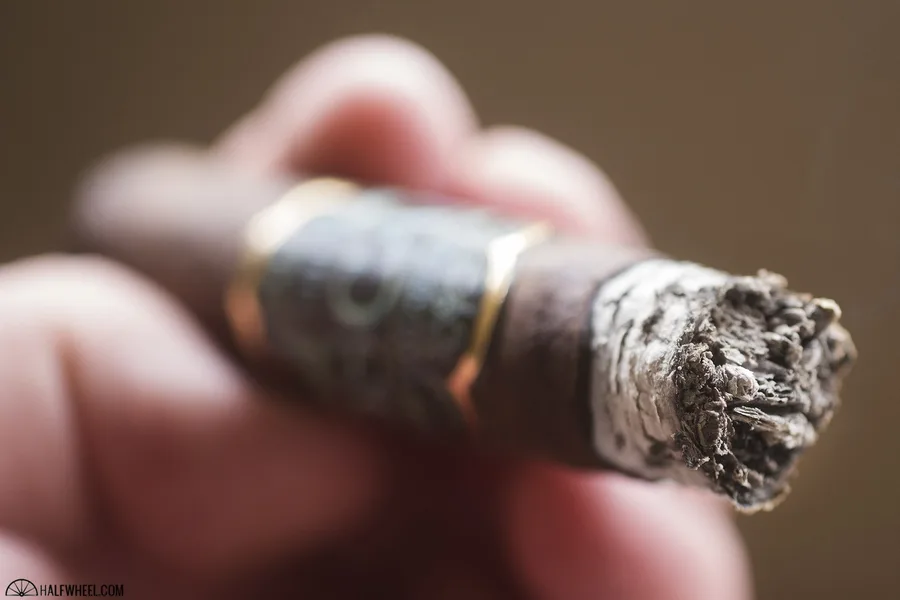 The Oscar Maduro Robusto