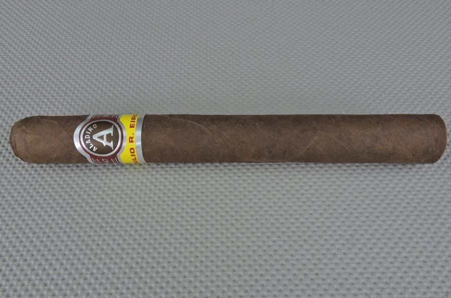 JRE Tobacco Co Aladino Maduro