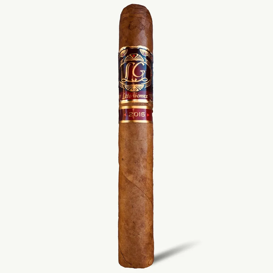La Flor Dominicana Litto Gomez Diez Lusitano