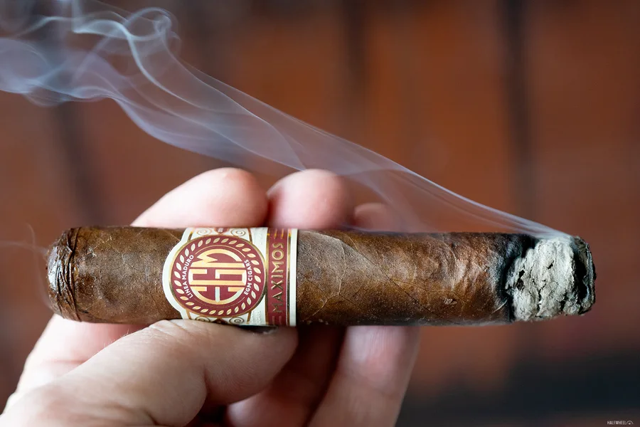 EGM Maduro Maximos