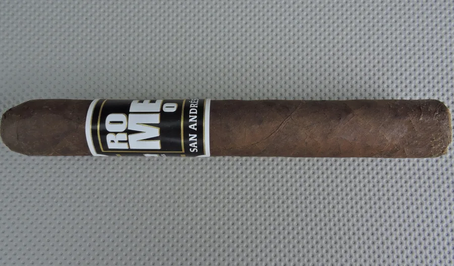Romeo y Julieta Toro Romeo San Andrés