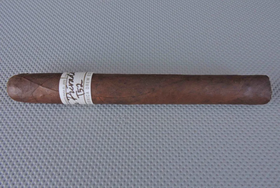Drew Estate Agile Cigar Review: Liga Privada T52 Corona Viva