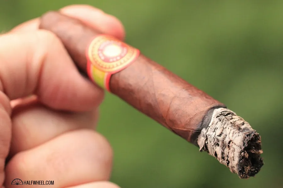 Nat Sherman Panamericana Julieta