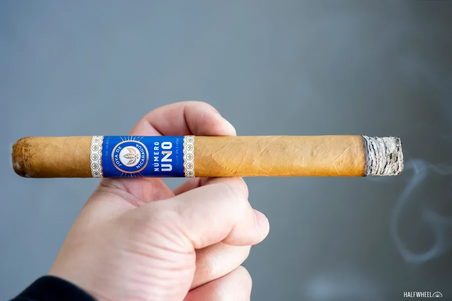 Joya de Nicaragua Número Uno Le Premier