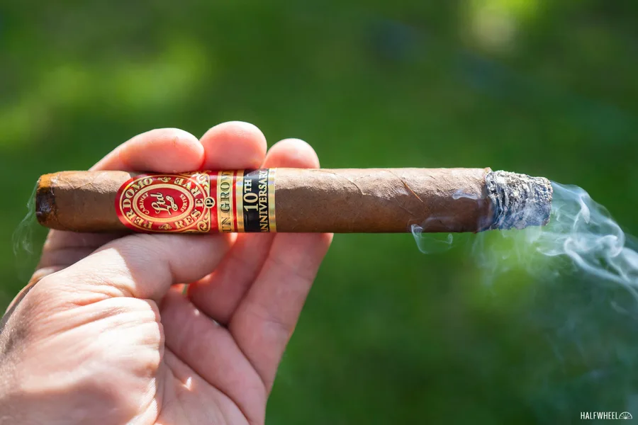 Perdomo Reserve 10th Anniversary Box-Pressed Sun Grown Churchill