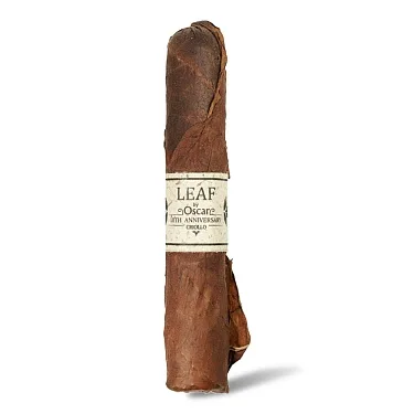 Leaf by Oscar Valladares 10th Anniversary Criollo Sixty 6 x 60