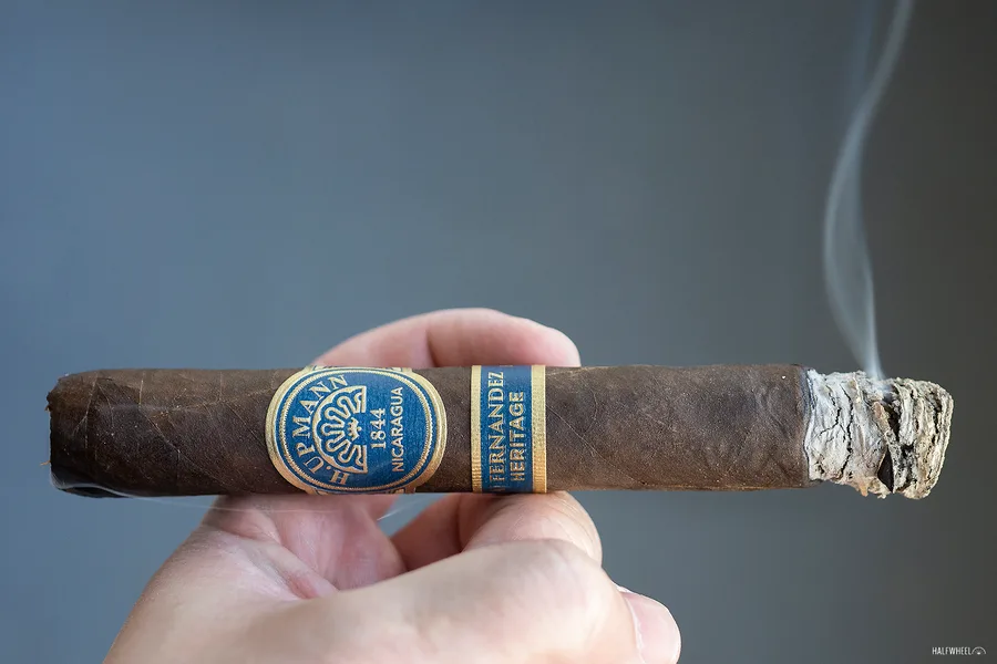 H. Upmann Nicaragua AJ Fernandez Heritage Toro