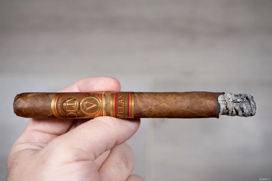 Oliva Serie V Melanio Edición Año 2022