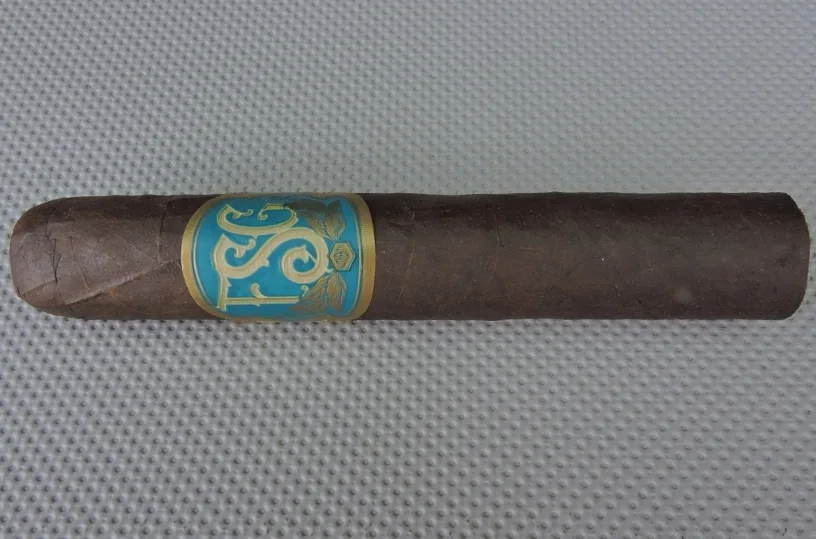 Drew Estate Agile Cigar Review: FSG