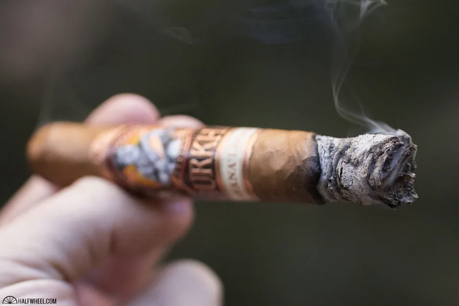 Gurkha Havana Legend Toro (2017)