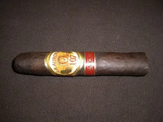 La Aurora 107 Maduro