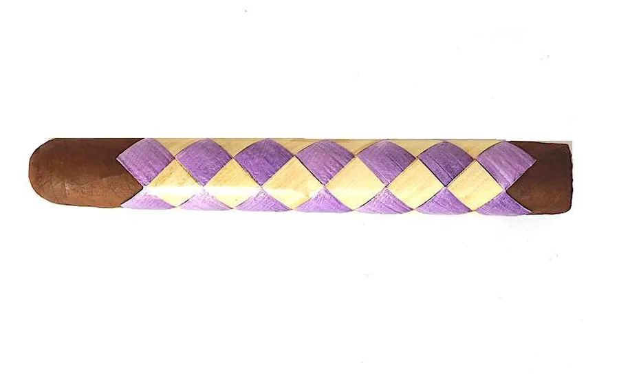 MoyaRuiz Agile Cigar Review: The Chinese Finger Trap