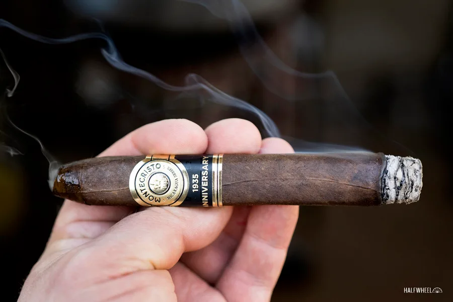 Montecristo 1935 Anniversary Nicaragua No. 2