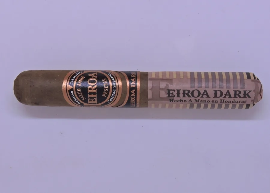 Eiroa Dark 50 x 5