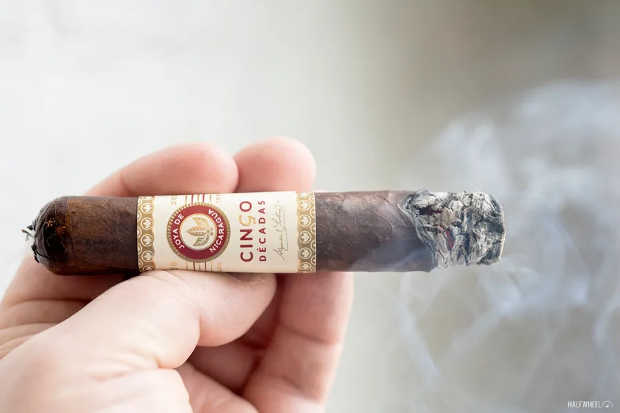 Joya de Nicaragua Cinco Décadas El Cumiche