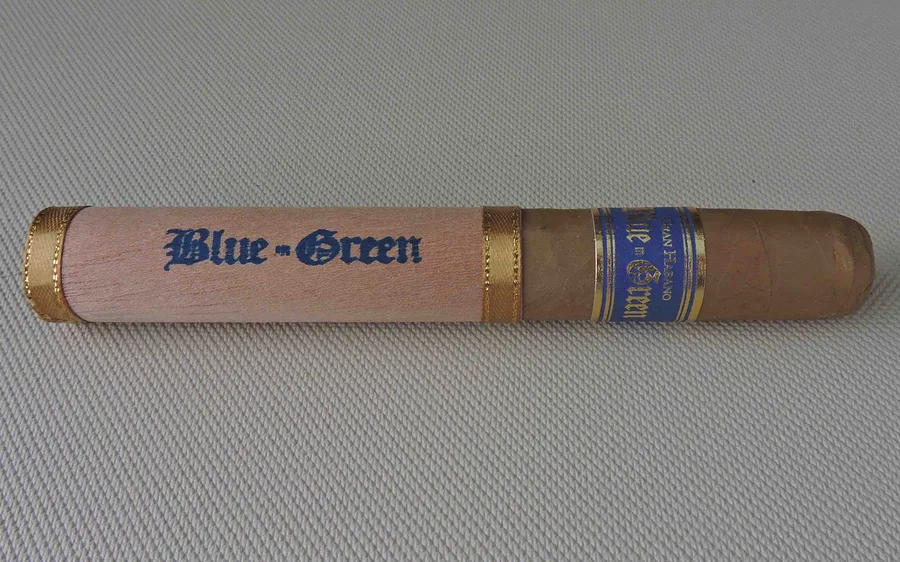Gran Habano Blue in Green