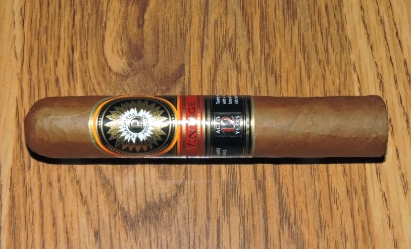 Perdomo Double Aged 12 Year Vintage Connecticut