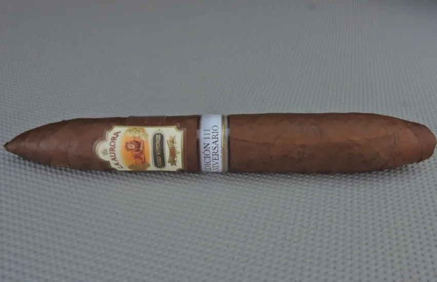 La Aurora Puro Vintage 2006 Edición Limitada 111 Aniversario
