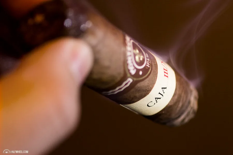 Montecristo Grupo de Maestros Private Batch