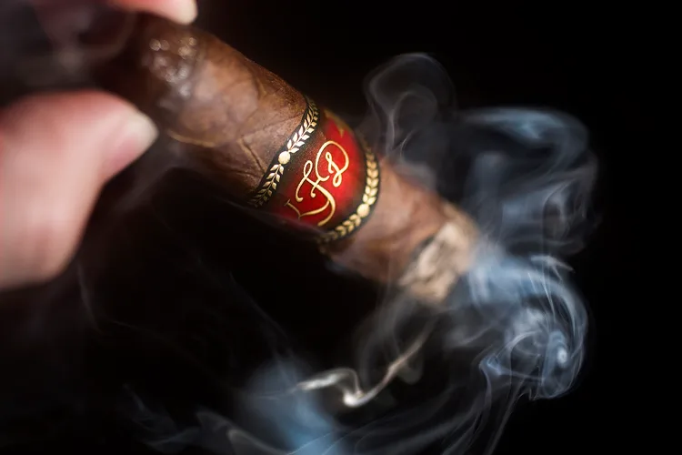 La Flor Dominicana Foxtoberfest