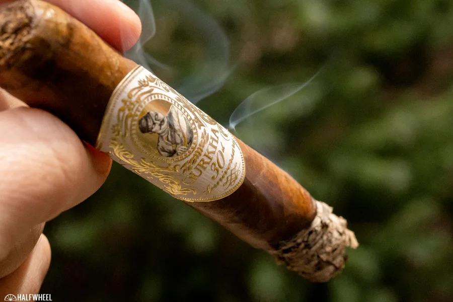 Gurkha Treinta